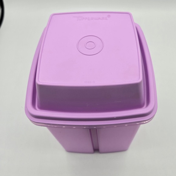 Tupperware Pick-A-Deli® Container - Picture 2 of 6